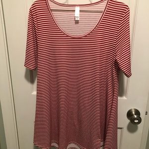 ❤️Lularoe Perfect Top